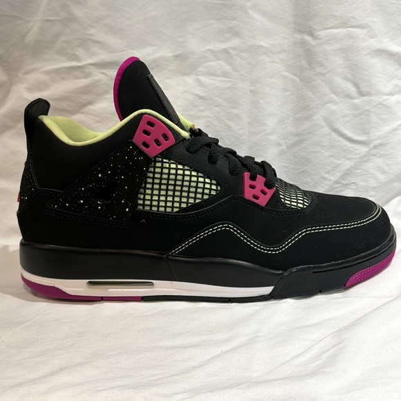 Air Jordan 4 Retro “Fuchsia” NEW - Picture 3 of 8